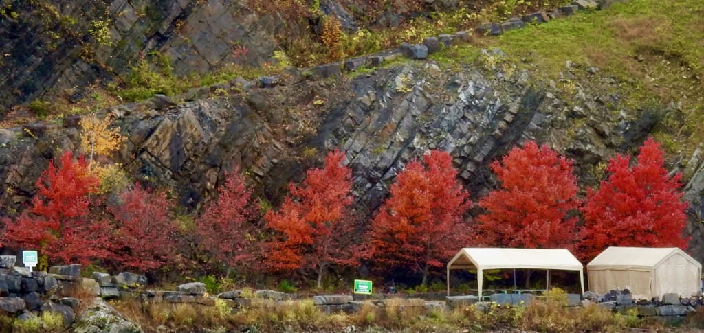 Fall foliage on Hudson River