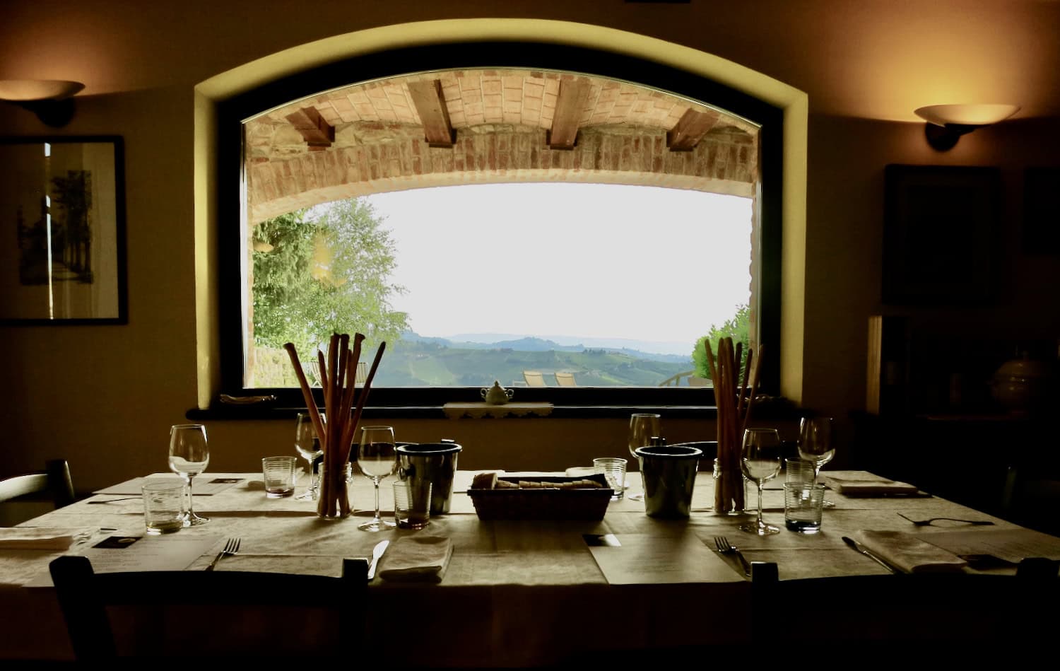 Wine and food pairing at Agriturismo Il Bricco Italy