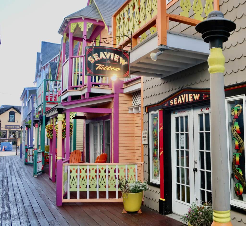 Colorful alleyway in Oak Bluffs from ferry dock to Midnight Taco