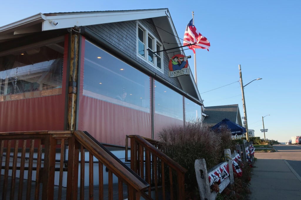 Lookout Tavern Oak Bluffs Marthas Vineyard